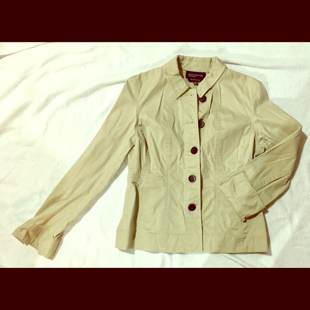 Fitted Khaki Blazer